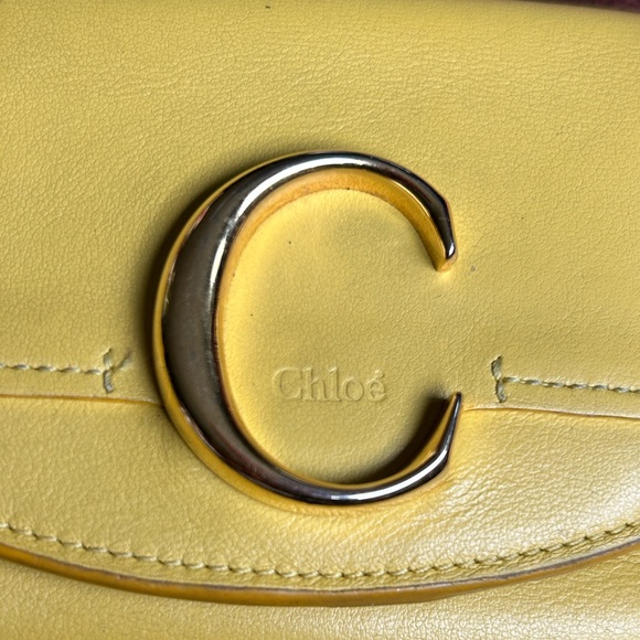 Chloe trifold Yellow Wallet with Gold C Logo - Picture 3 of 9